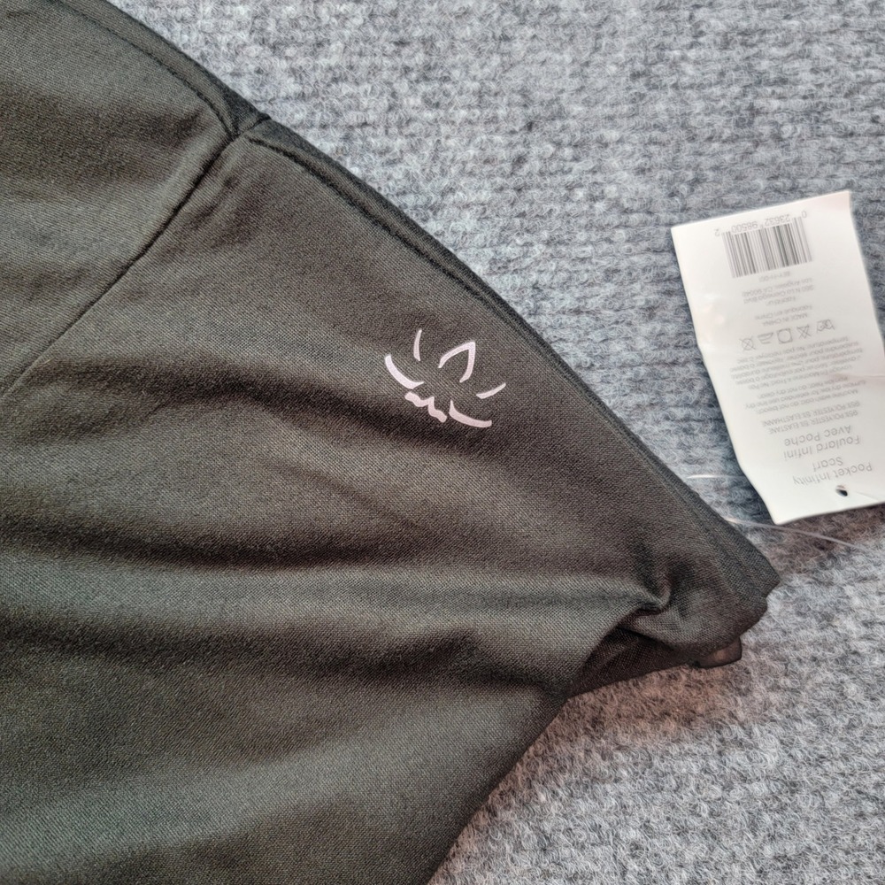 Beyond Yoga Pocket Infinity Scarf Black Hidden Zipper Travel Scarf NWT